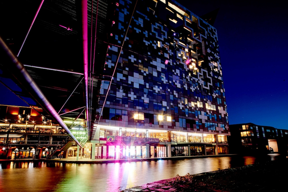The Cube Hotel Birmingham 36/36