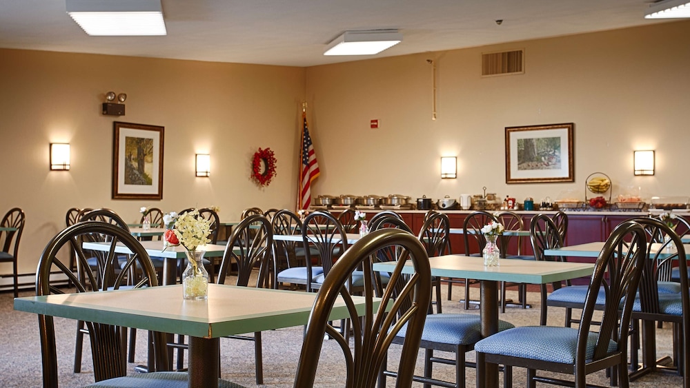 Historic Concord Suites 33/50