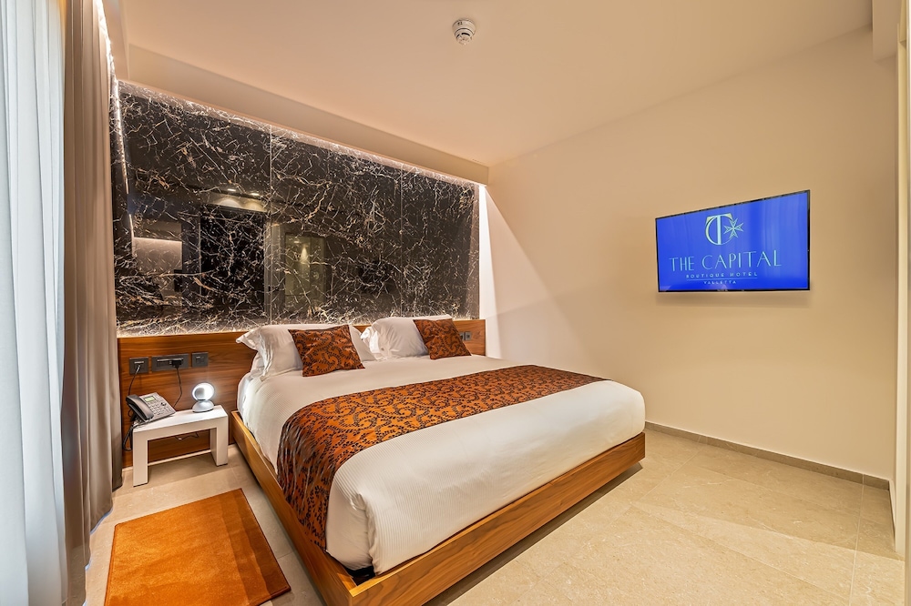 DELUXE, SUITE, SEA VIEW