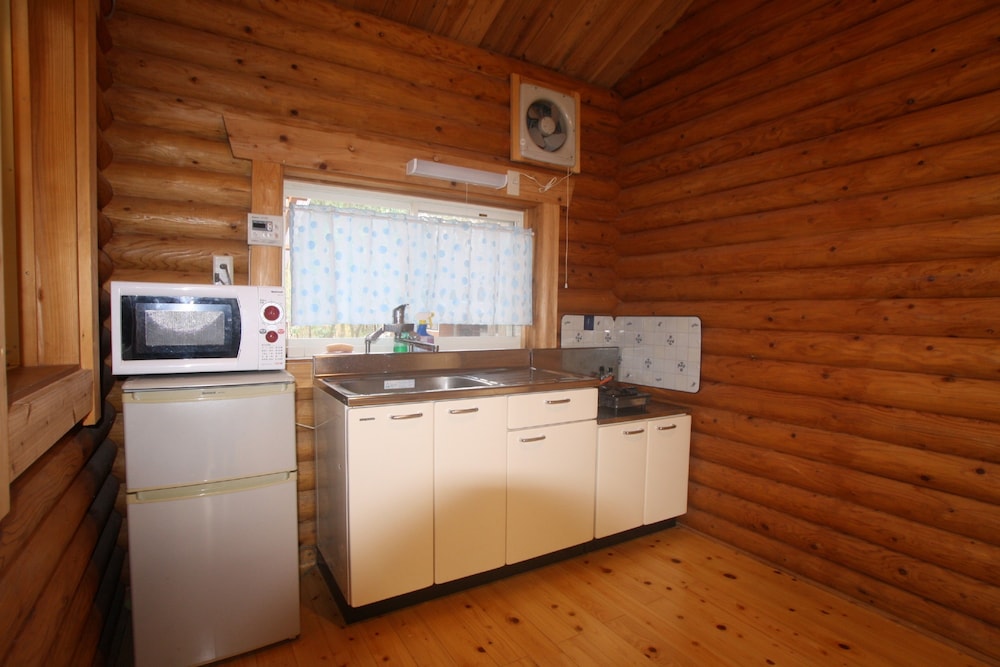 Log Cabin Kinoko No Sato 6/50