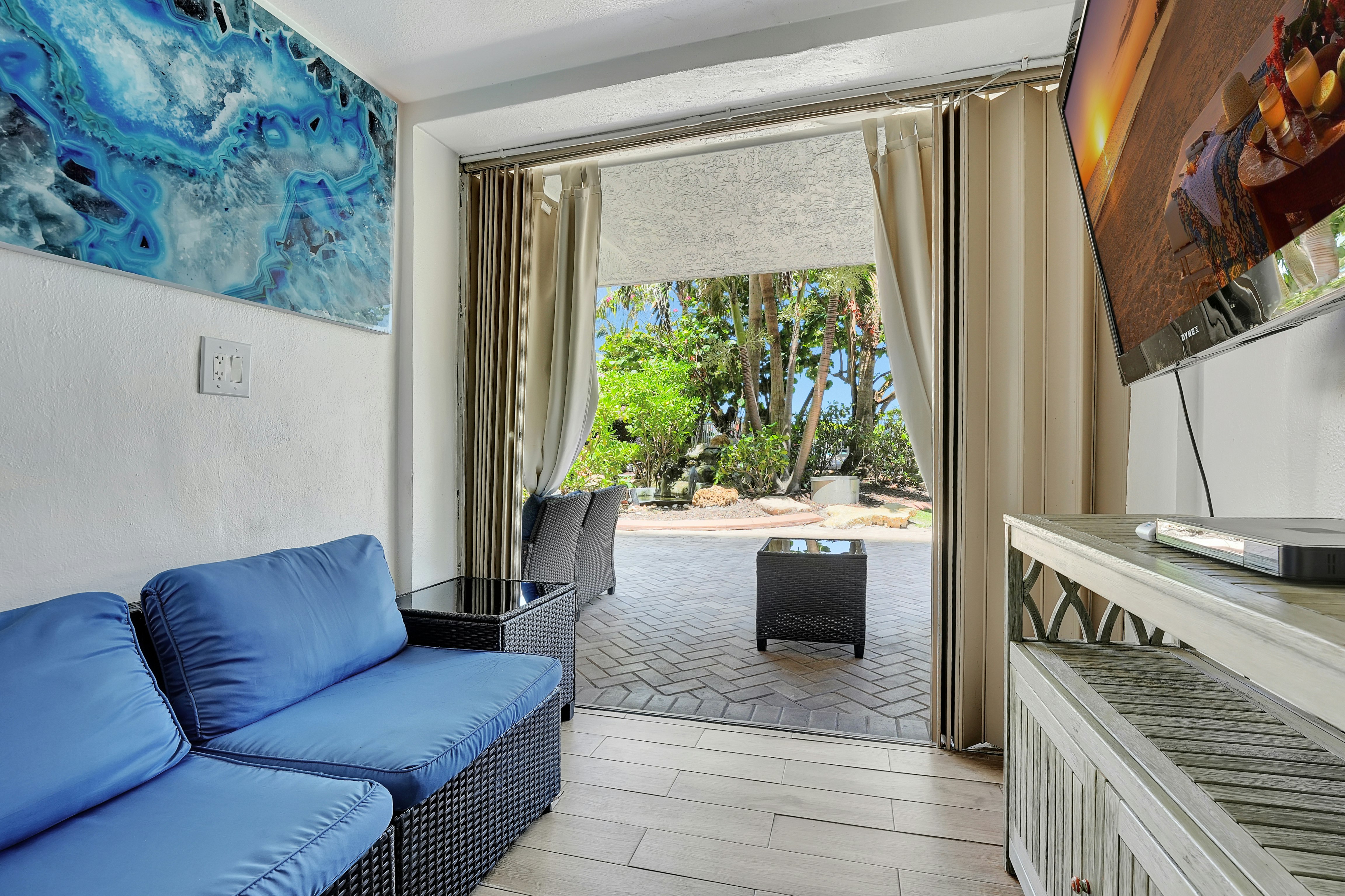Ocean Manor Beach Resort 30/53