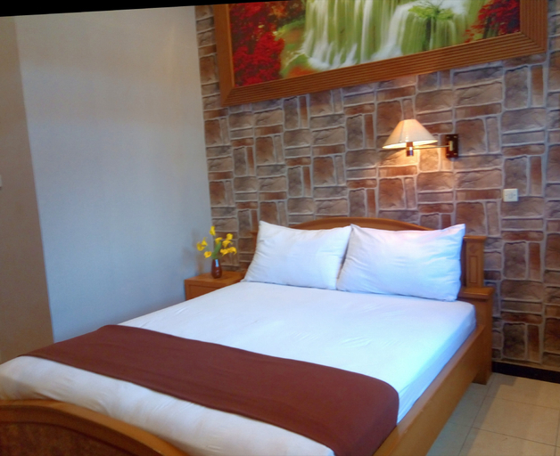 Hotel Kencana Rembang 10/15