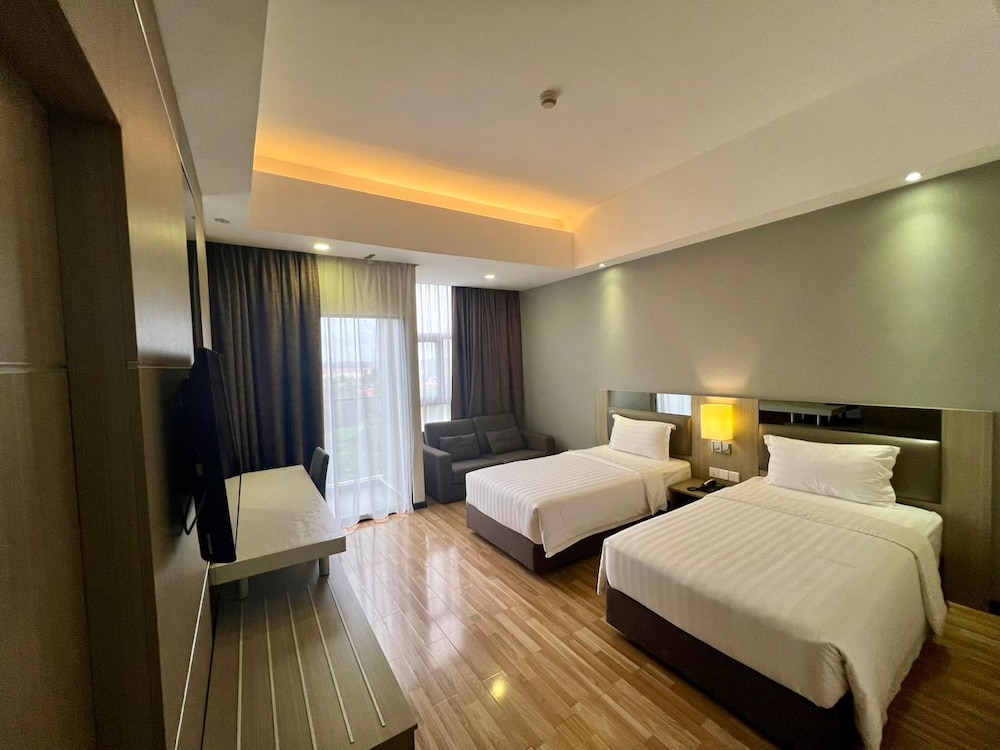 Livingston Hotel Sandakan 23/57