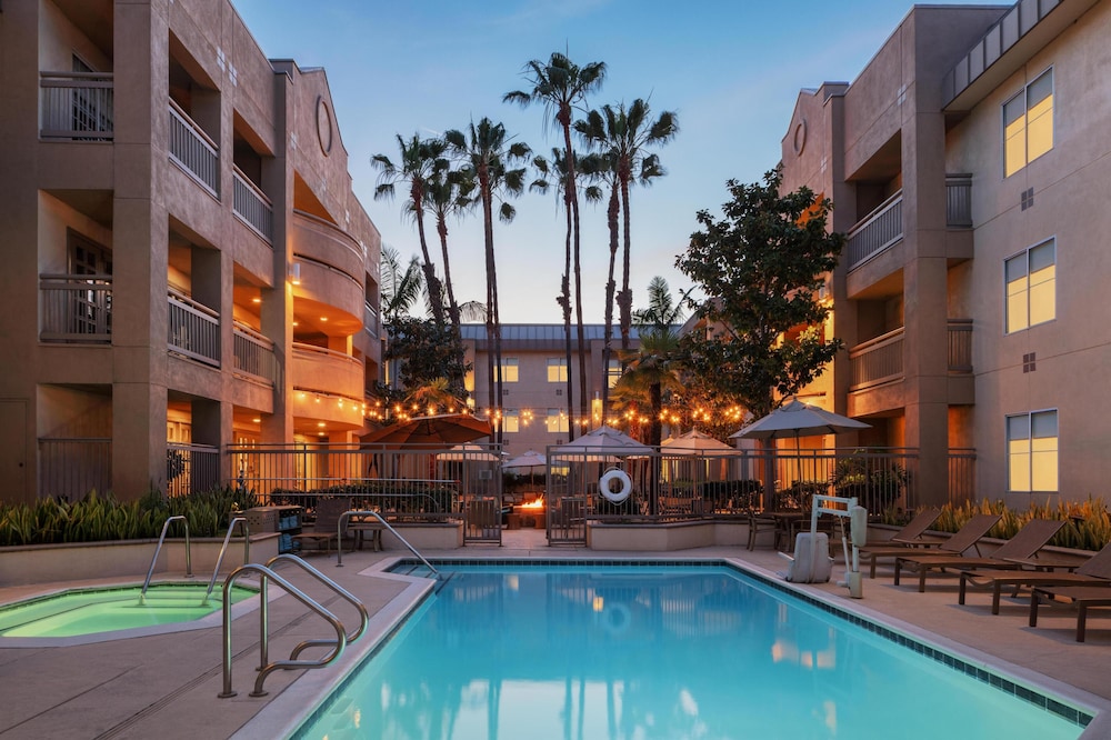Hyatt House Cypress Anaheim 68/72