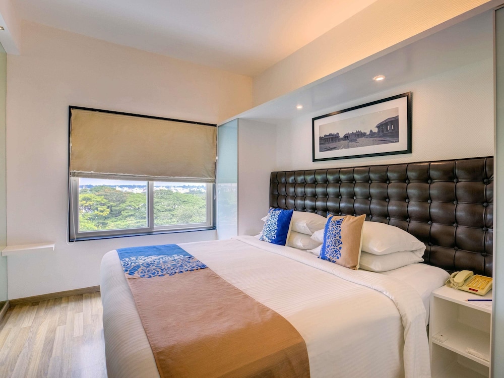 1 BEDROOM, EXECUTIVE, SUITE, BALCONY