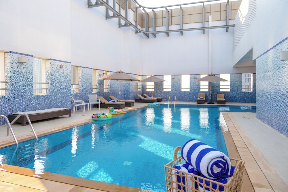 swimming pool spa