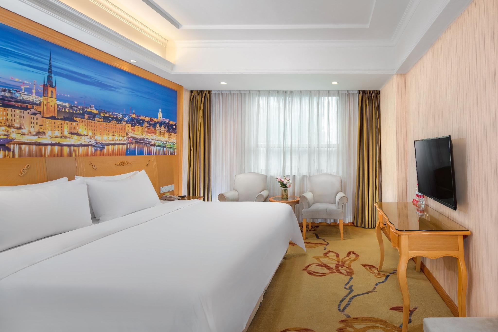 Vienna Hotel (Shenzhen Guanlan Renmin Road Heping) 27/37