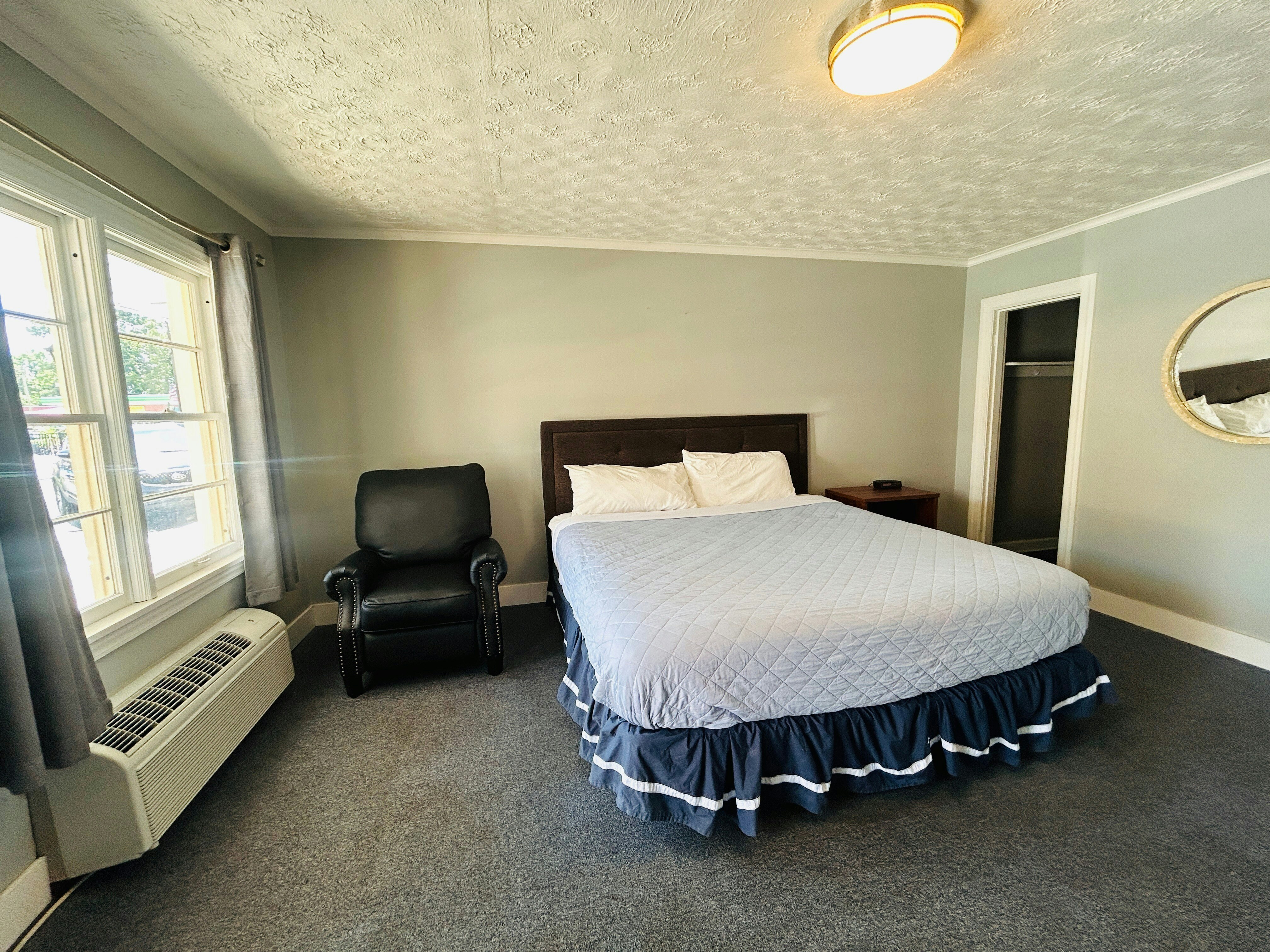 7 Gables Motel Burnside Near Somerset US 27 10/36