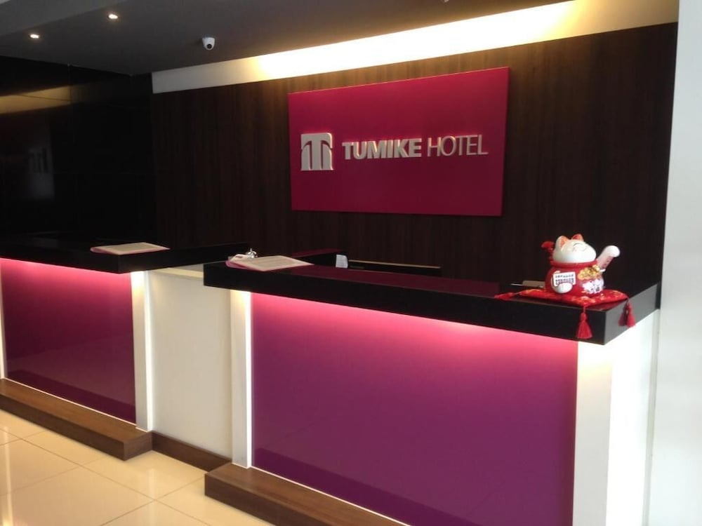 Tumike Hotel 8/58