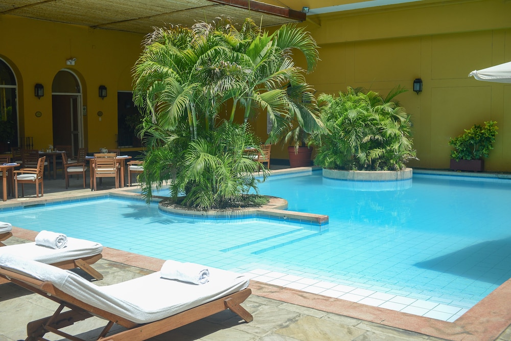 Lp Los Portales Hotel Piura 65/66