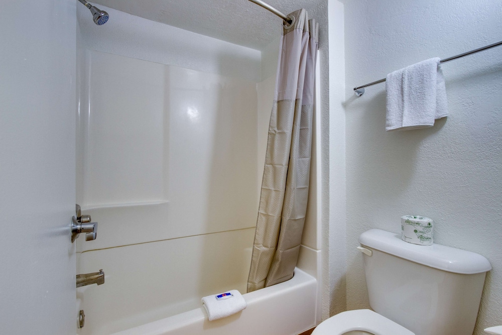 Motel6 Tempe, AZ - Scottsdale South 44/46