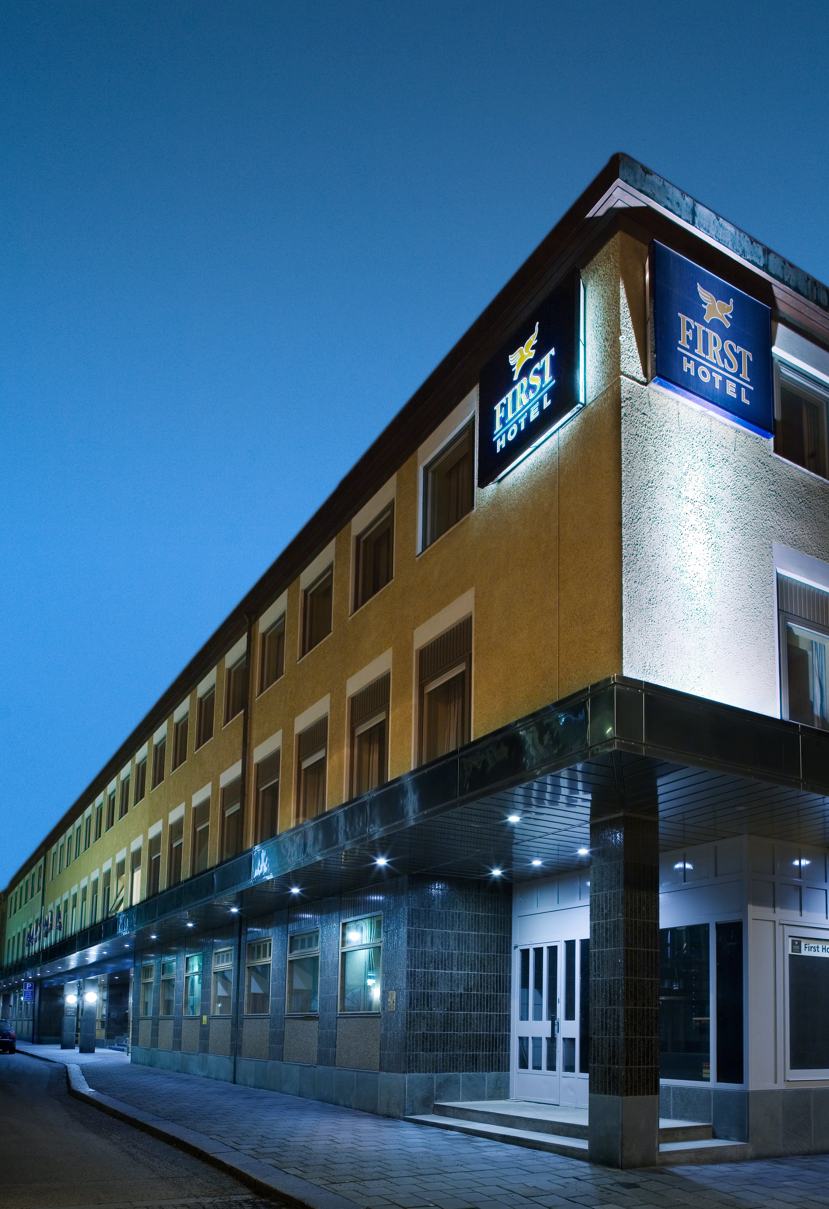 First Hotel Witt 1/67