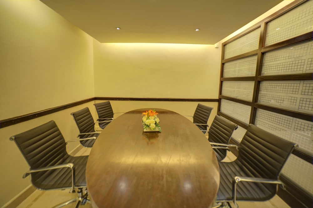 Goldfinch Hotel Bangalore 35/66