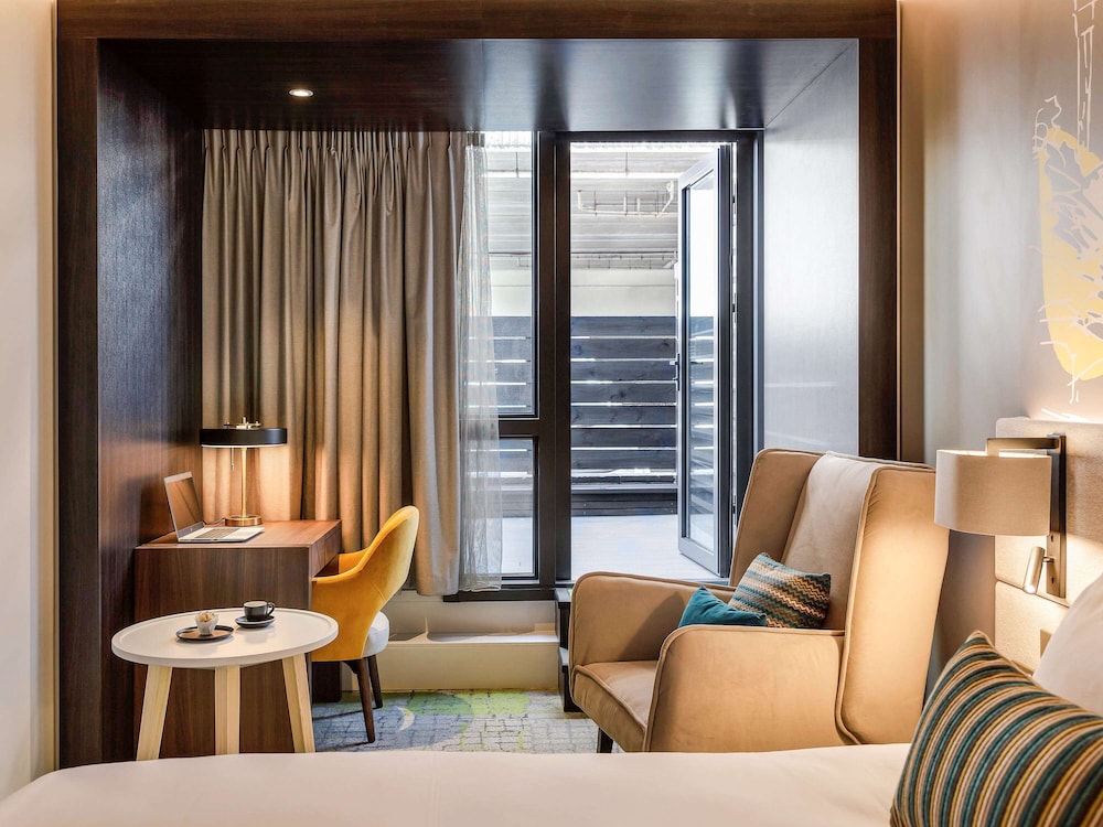 Mercure Auckland Queen Street 43/70