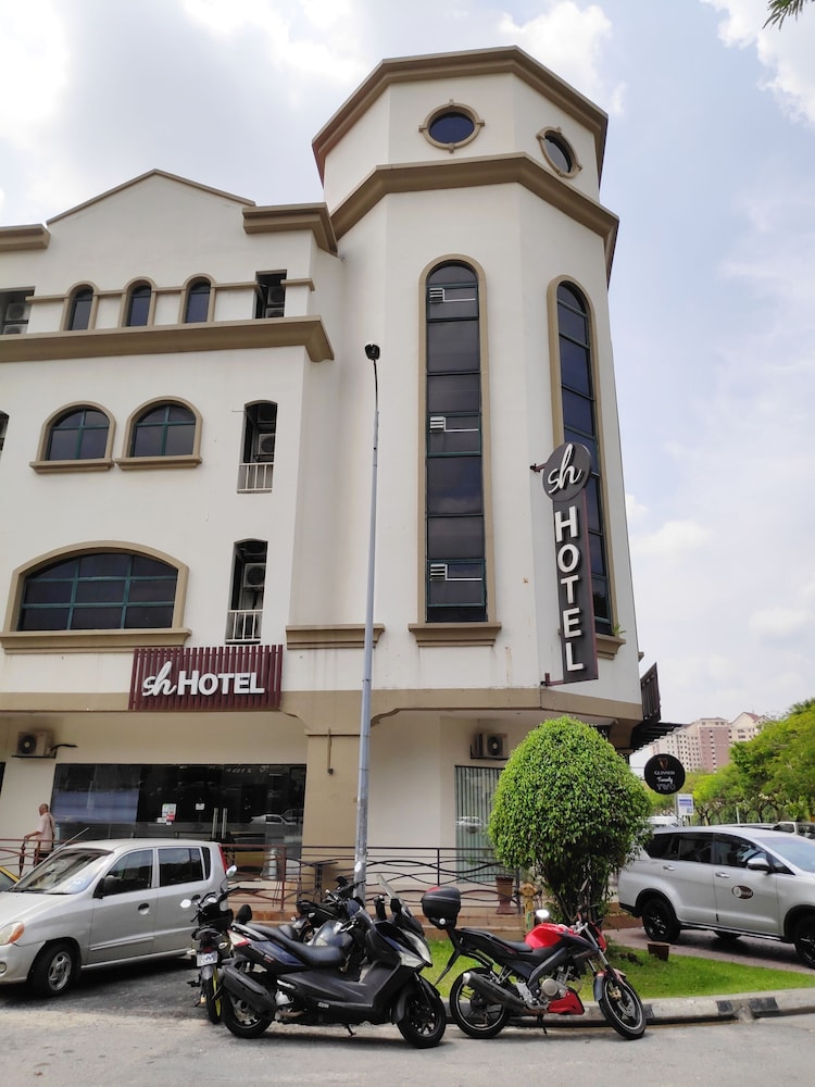 SH Hotel Kota Damansara 41/50