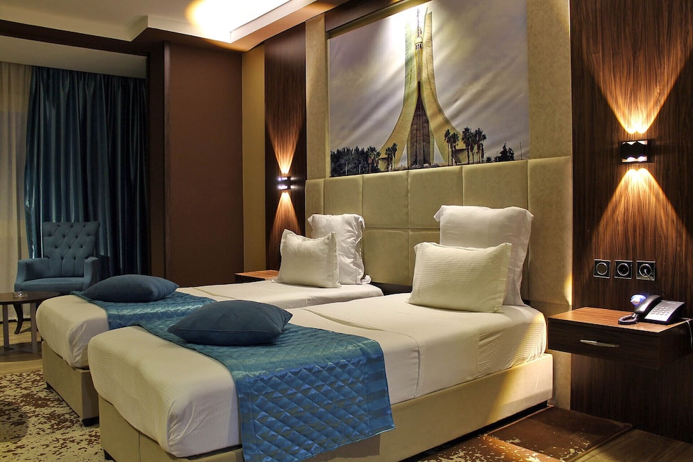 LB Suite Hotel 17/51