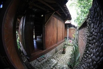 Omah Garengpoeng 6/56