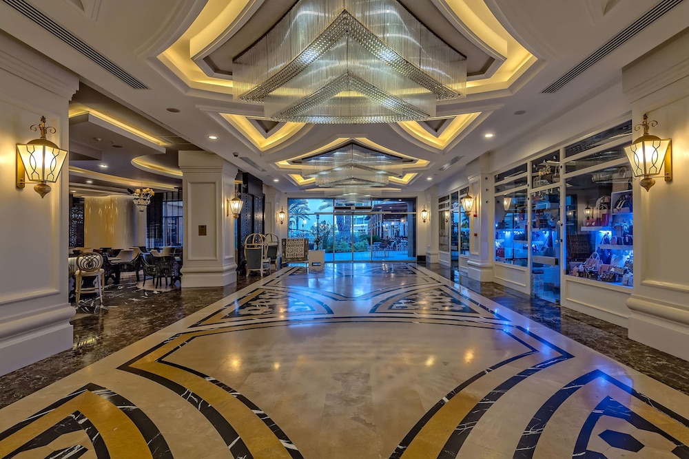 Kirman Hotels Belazur Resort and Spa 14/68