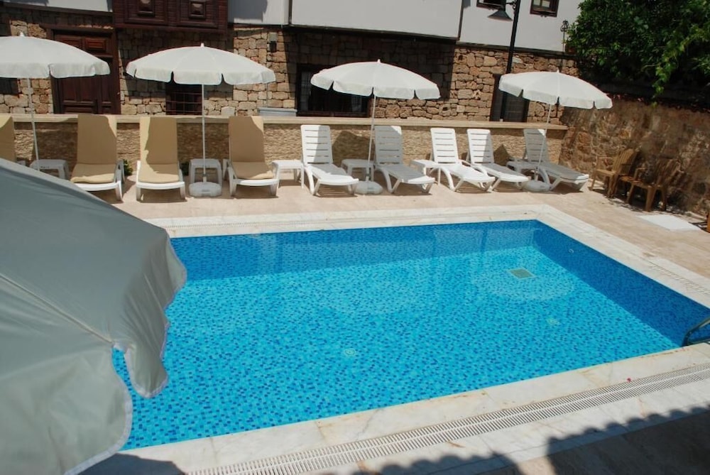 Urcu Hotel 27/49