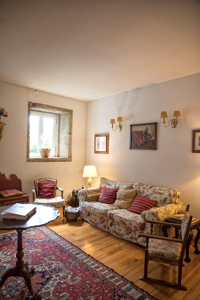 CASA DE VILARINHO DE SAO ROMAO 18/28