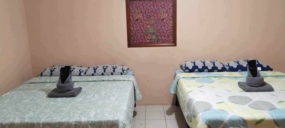 1St Street Park Apartelle 33/55