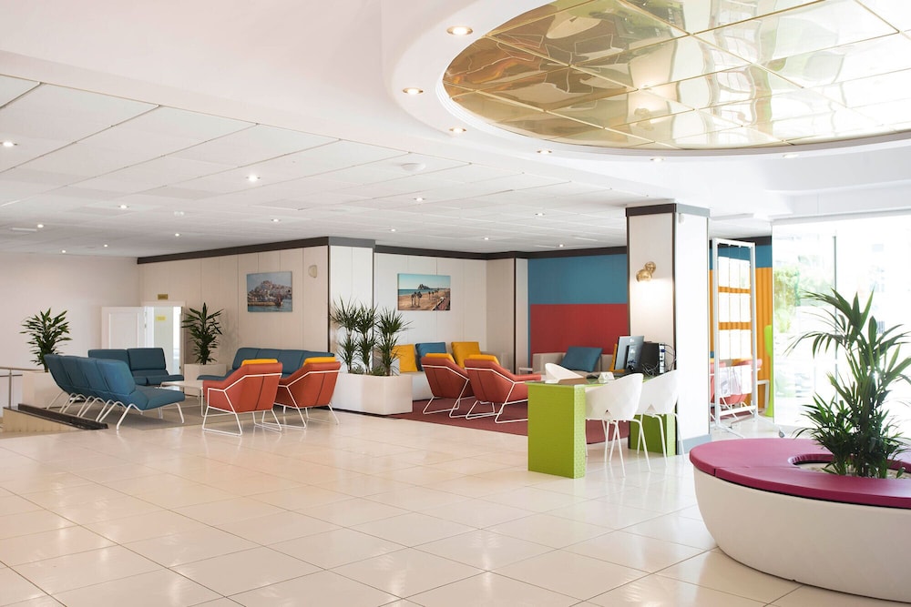 ZT Aparthotel Acuasol 22/50