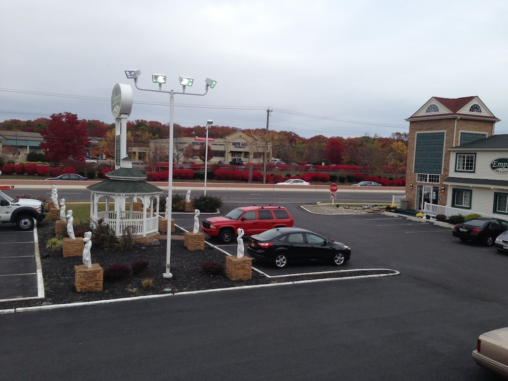 Empire Inn & Suites Atlantic City/Absecon 39/60