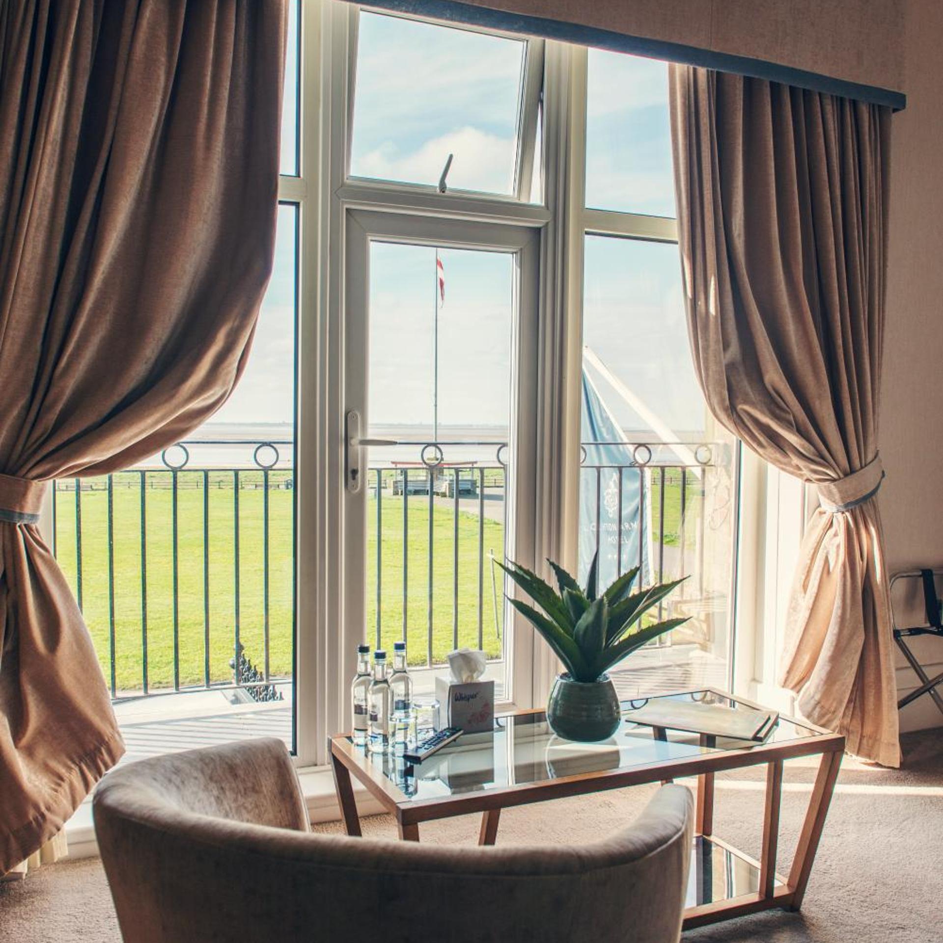 Clifton Arms Hotel 31/58