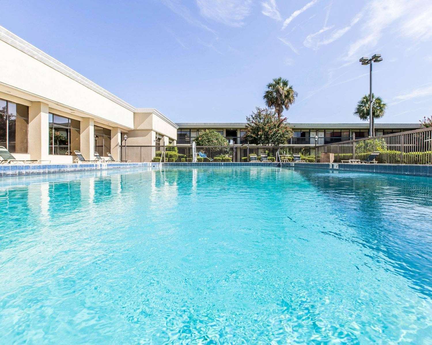 Quality Inn & Suites Waycross 4/45