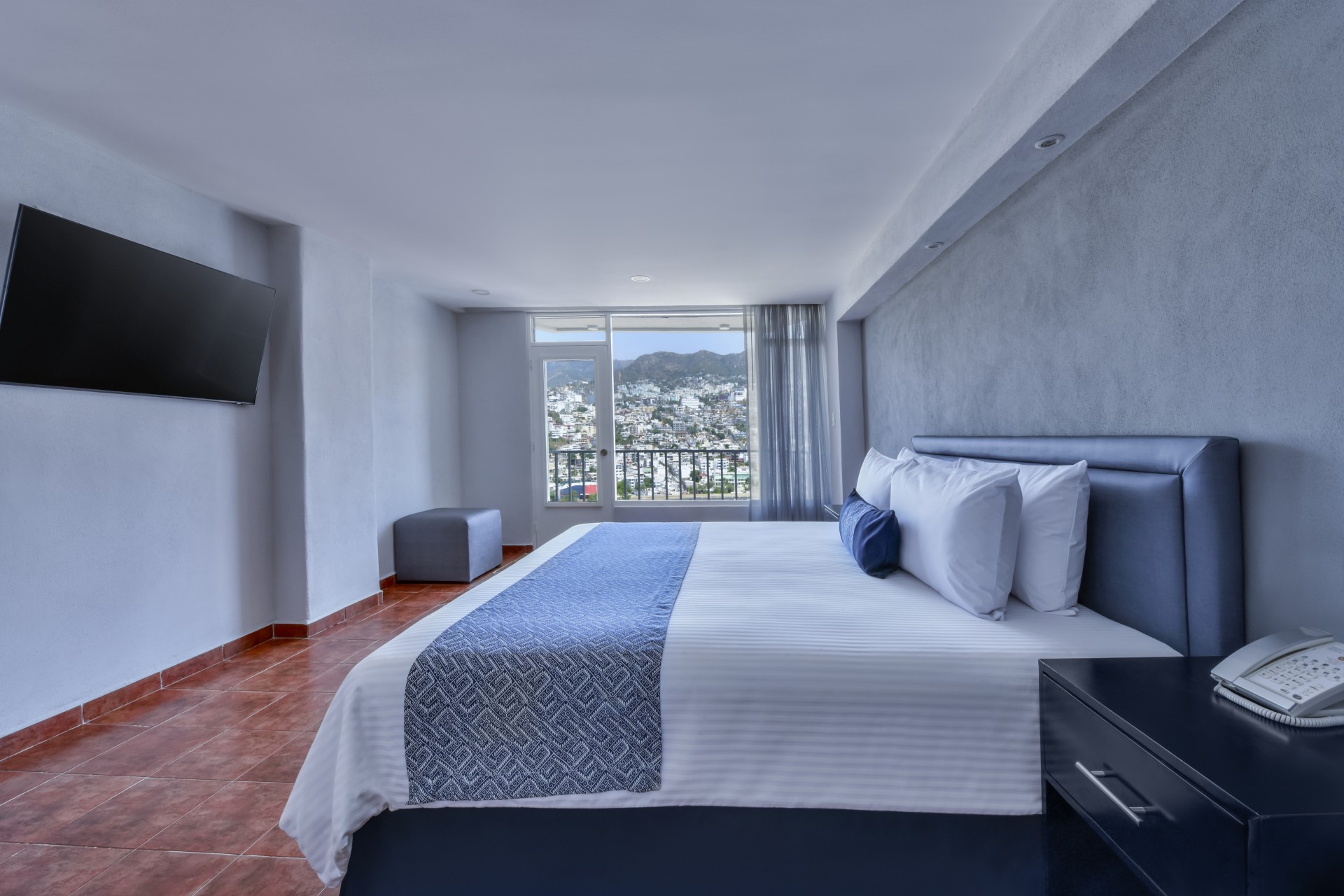 Suite, Mountain View