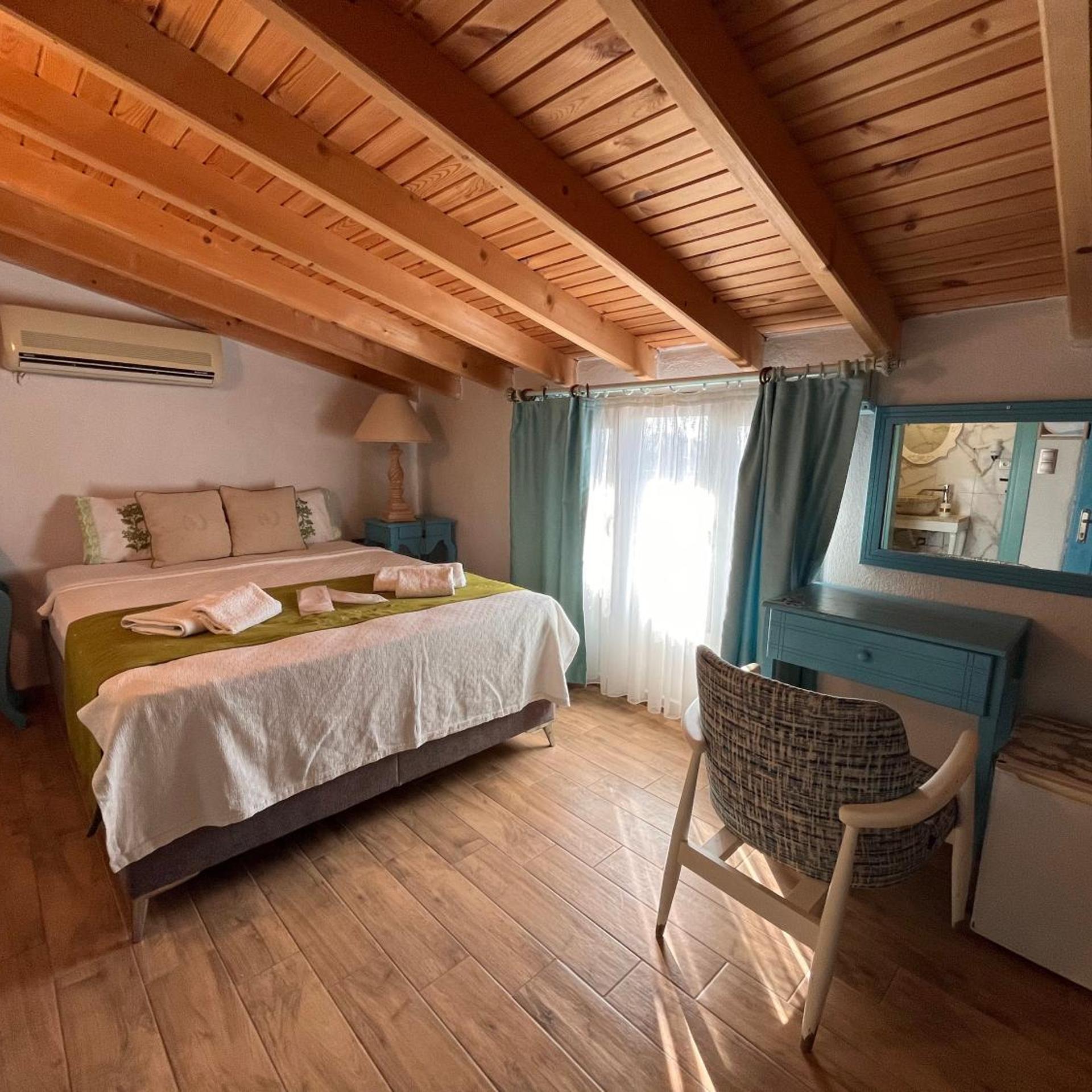 غرفة قياسية بسرير مزدوج، Bedirhan Konak Otel 6/10