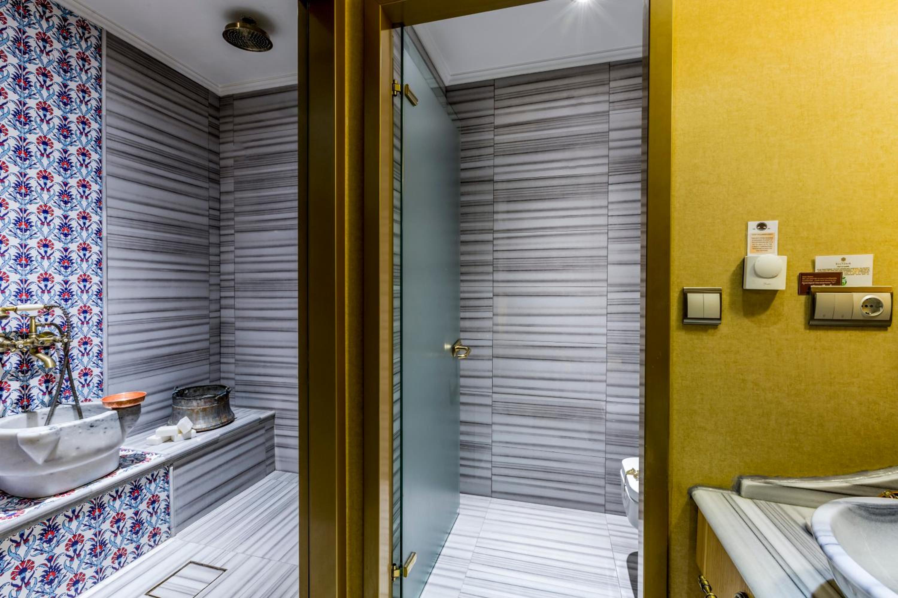 جناح بسرير كينج، Hotel Sultania Boutique Class 3/7