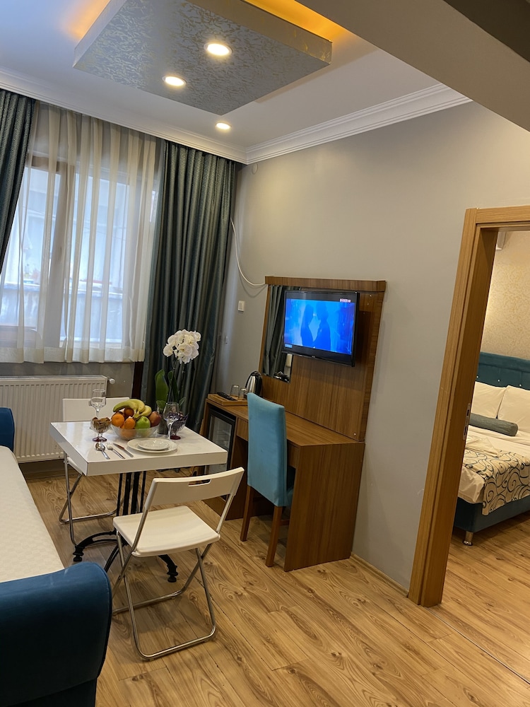 Riverland Suites & Apart Hotel 36/44