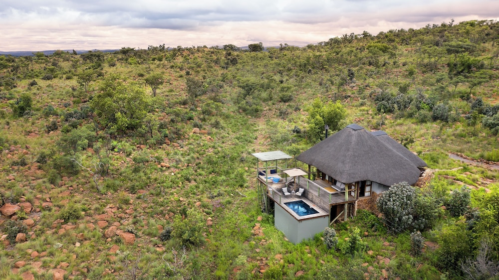 Mhondoro Game Lodge 46/50