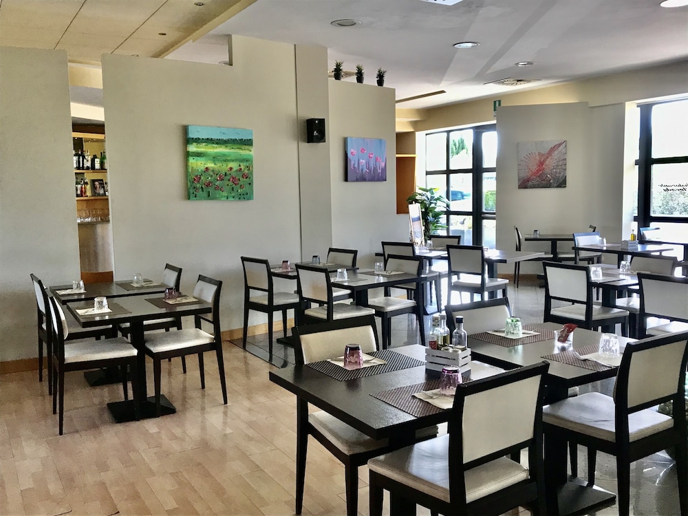 Hotel Ristorante Trendy 32/50