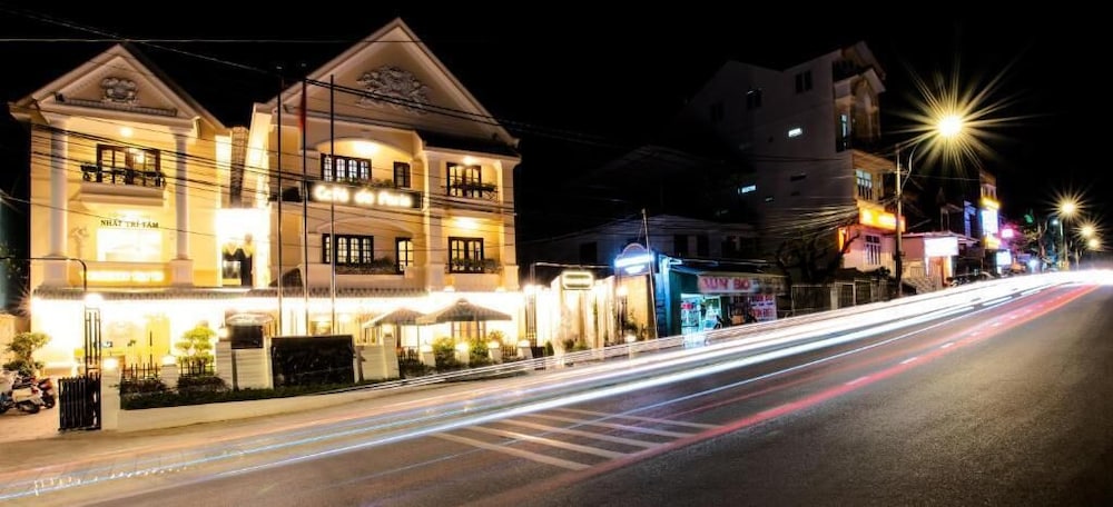 Le Petit Paris Hotel Dalat 11/67