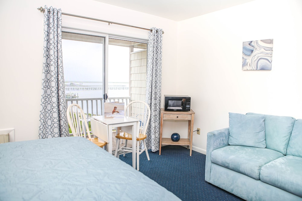 Waterside Inn 45/72