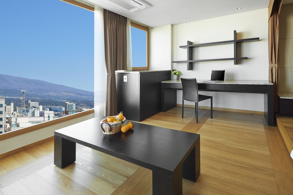 Shin Shin Hotel Jeju Ocean 43/58