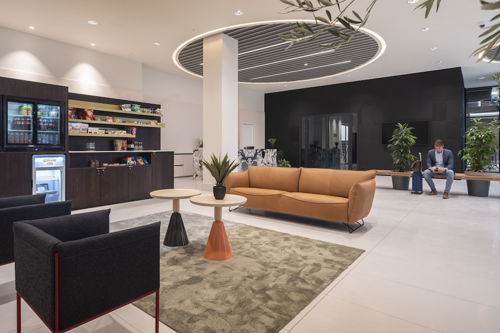 PREMIER SUITES PLUS Amsterdam 29/43