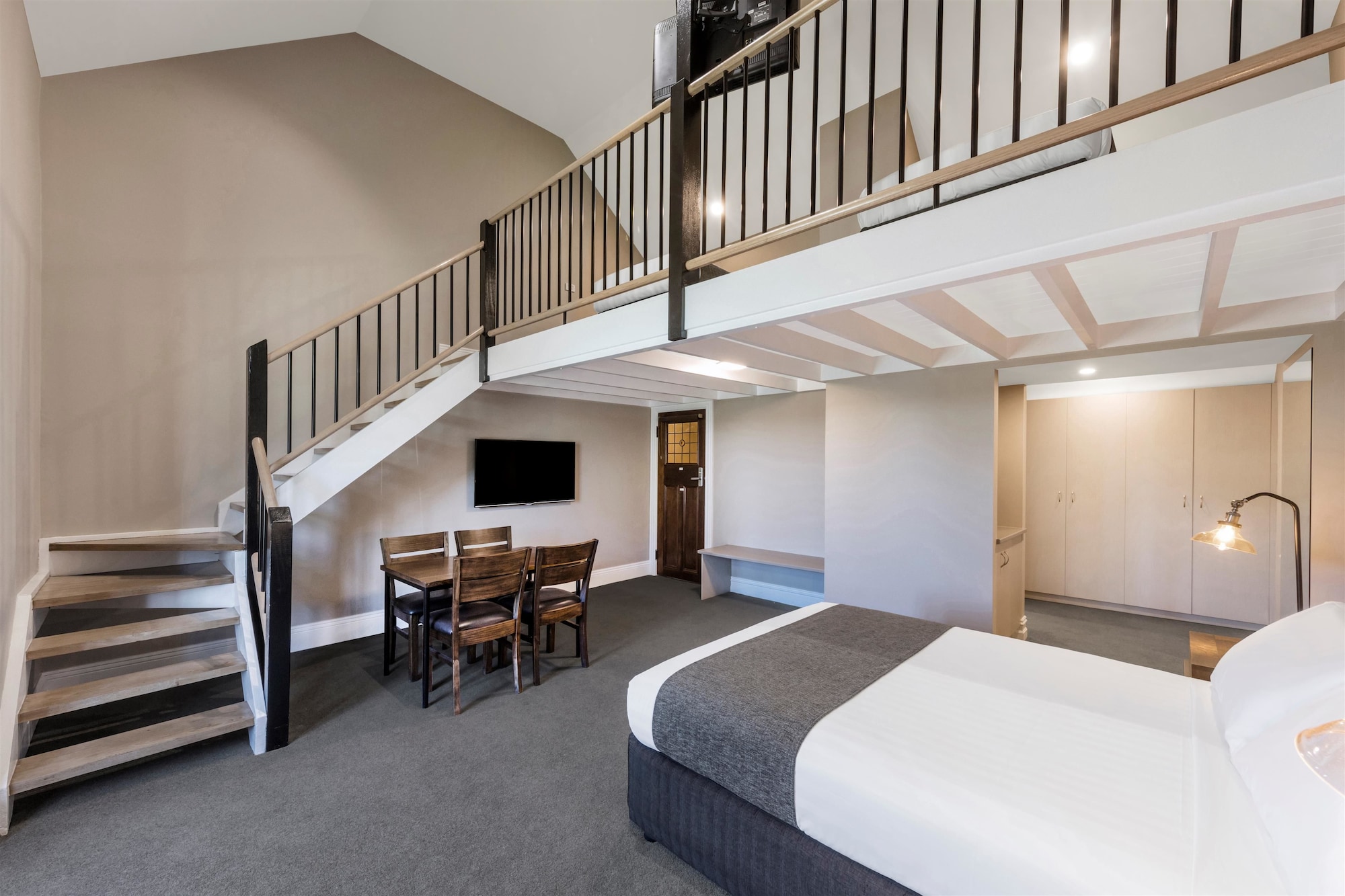 Mezzanine, Heritage, Luxury, Family, Queen and Twin Beds