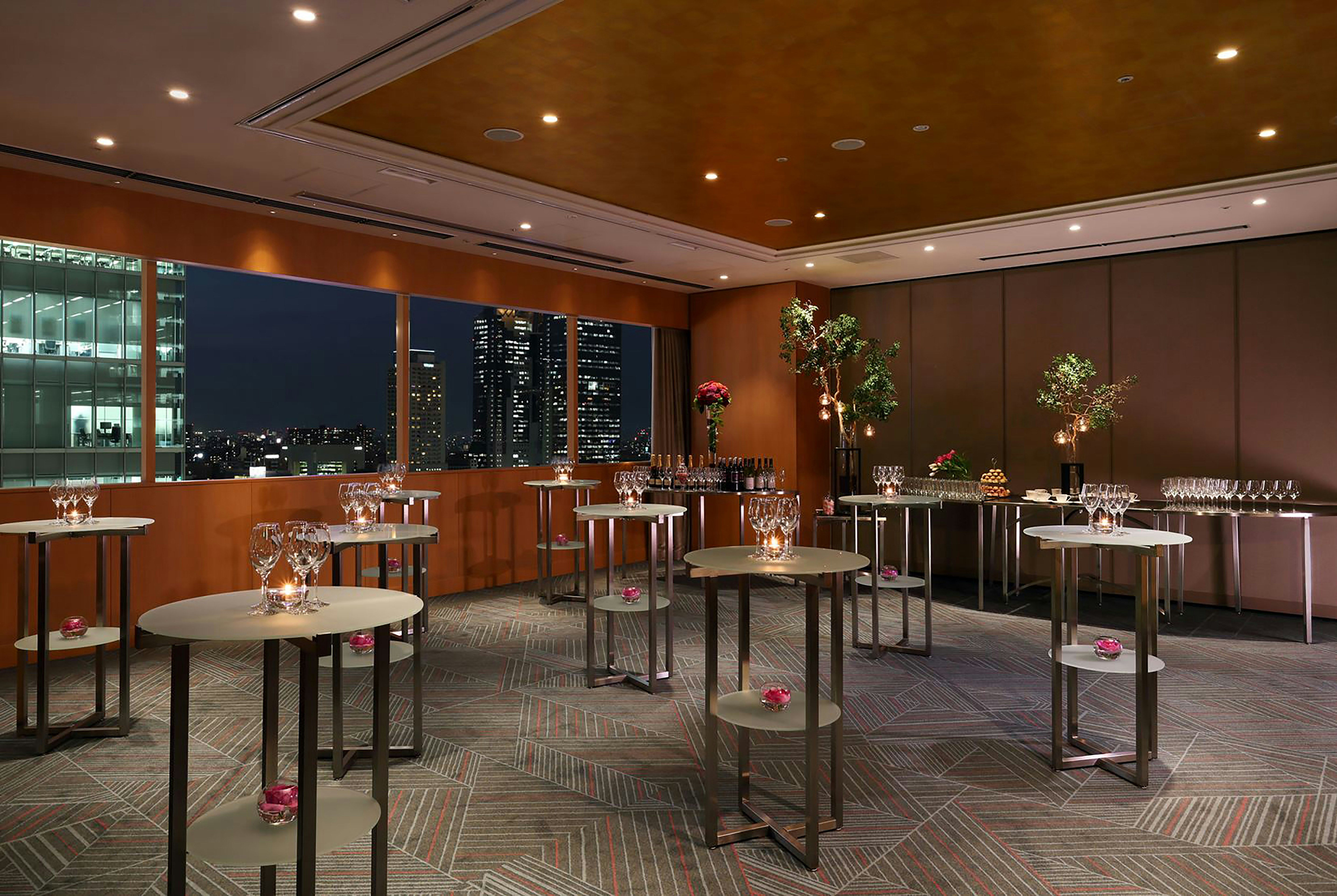 Hilton Osaka 50/77