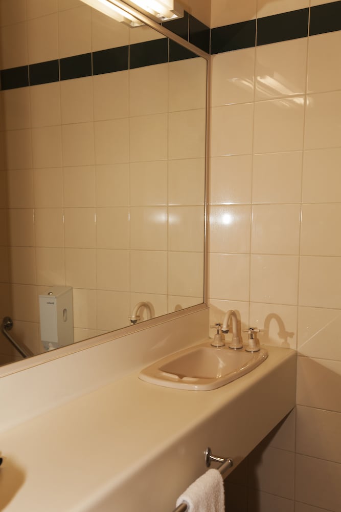 Echuca Nirebo Motel 31/33