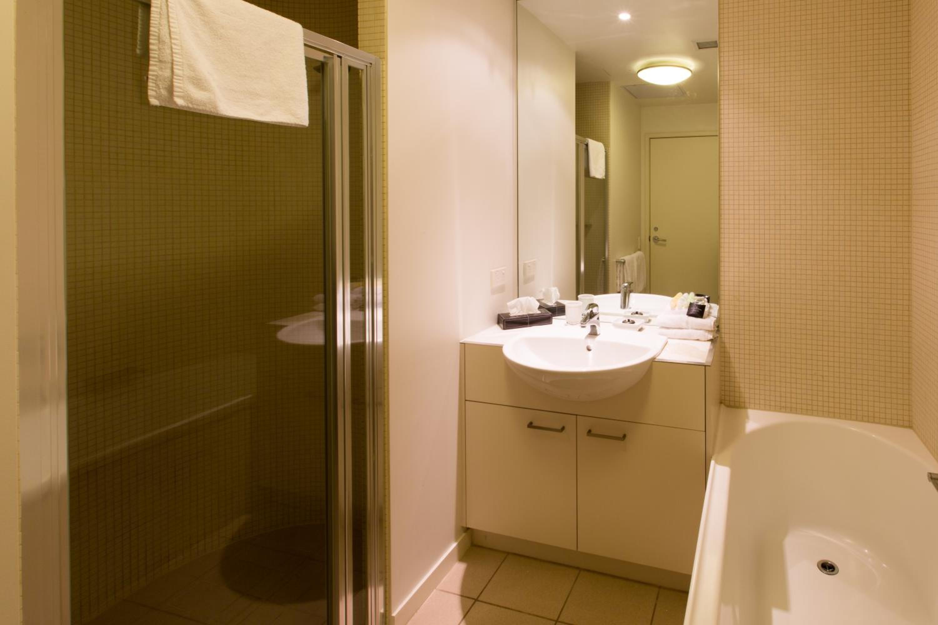 2 Bedrooms, Apartment, 2 Bathrooms 4/5