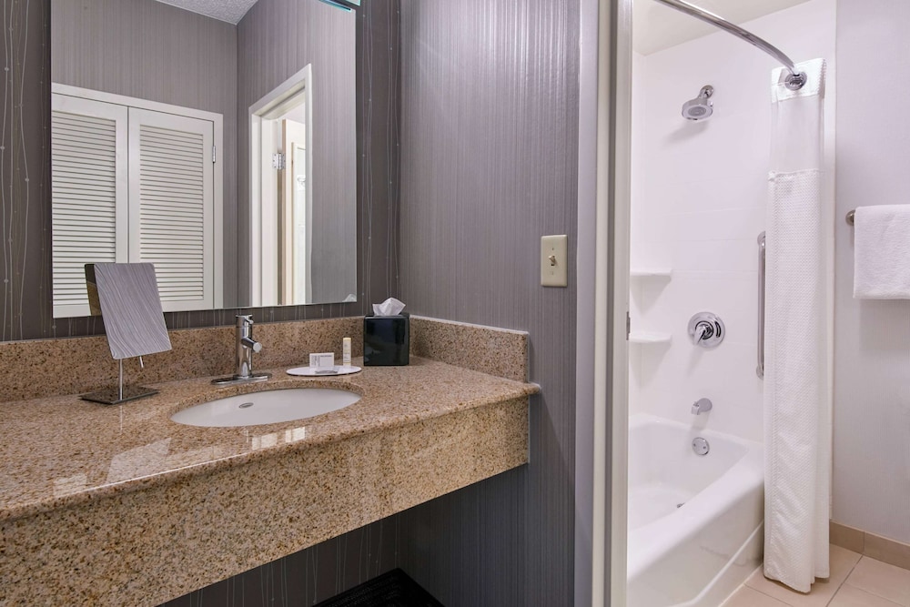 Comfort Inn and Suites Eden Prairie - Minneapolis Southwest 11/47