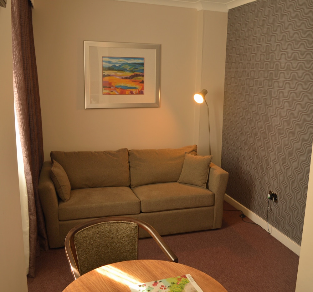 Best Western Kings Manor Hotel 36/56