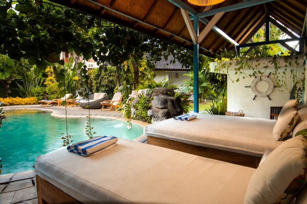 Sanur House 7/68