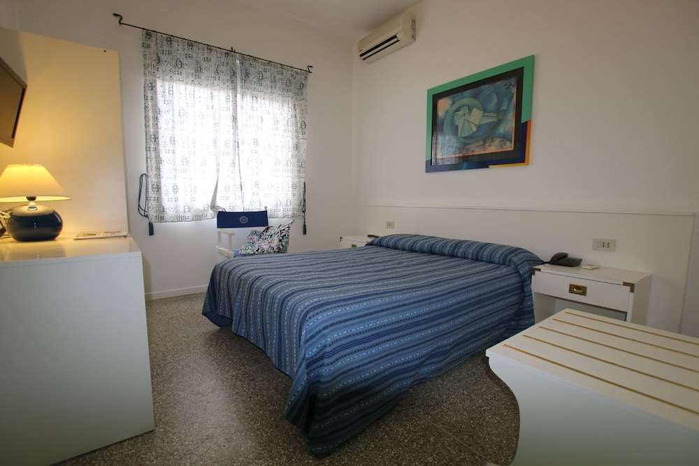 Hotel Serena 13/50