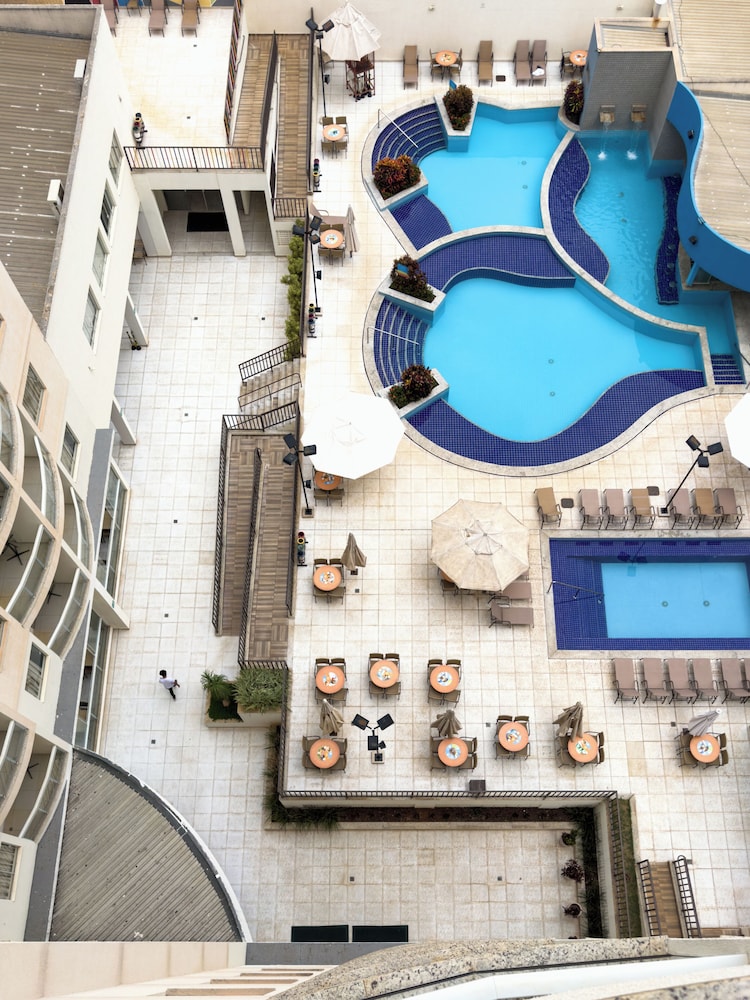 Prive Atrium Thermas Residence and Service 6/56