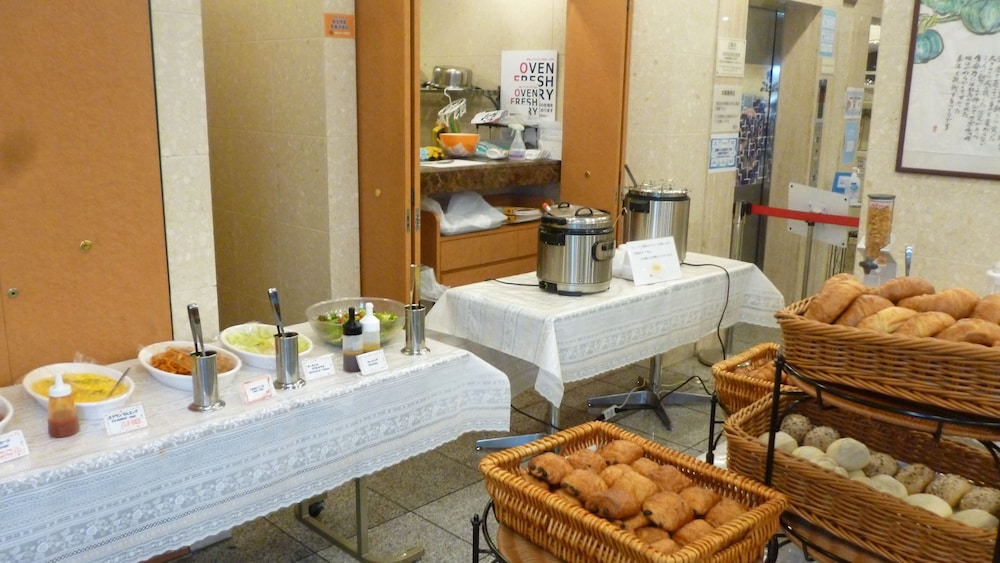 Toyoko Inn Shinagawa Eki Takanawa Guchi 54/60