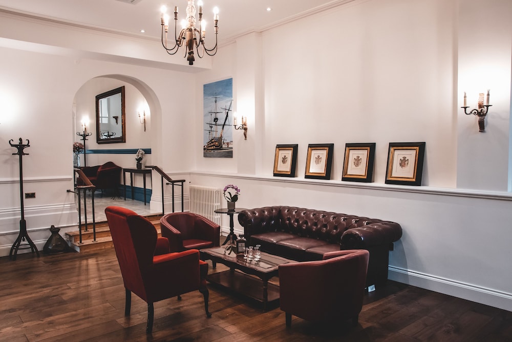 Keppels Head Hotel 34/50